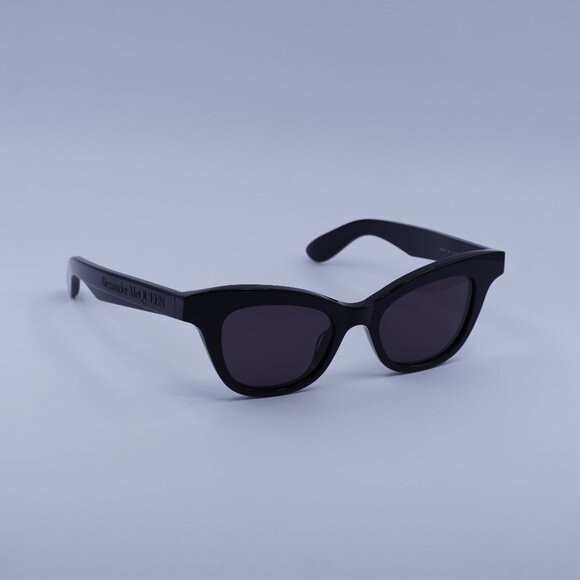 Alexander McQueen AM0381S 001 Sunglasses Black Cat Eye Frame, Grey Lenses - Picture 1 of 10